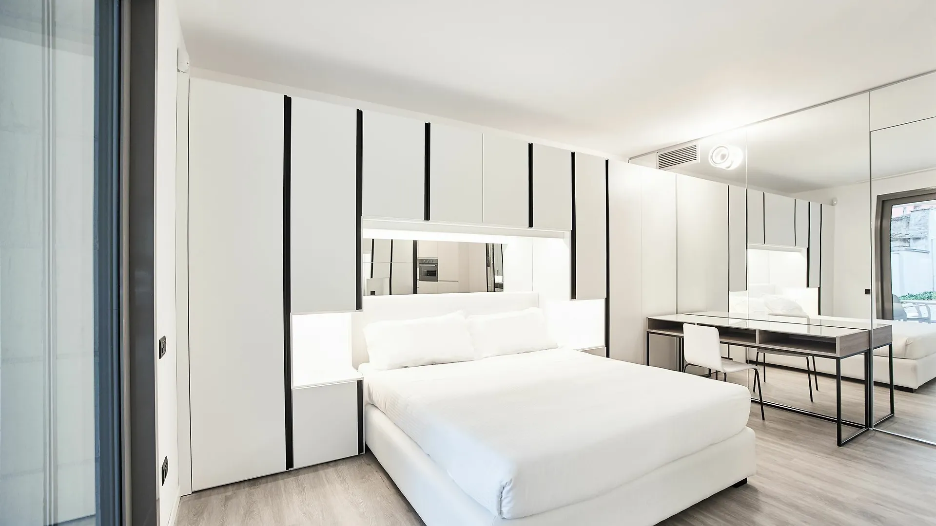 Aparthotel La Perla By Sedar Como